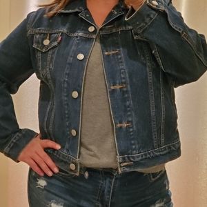 Original Women's Levi's Trucker Denin Jacket